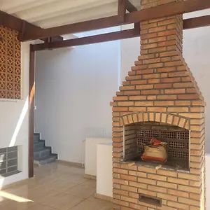 Disponivel Em Sobrado Quarto em Acomodações Particulares